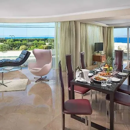 Atrium Platinum Luxury And