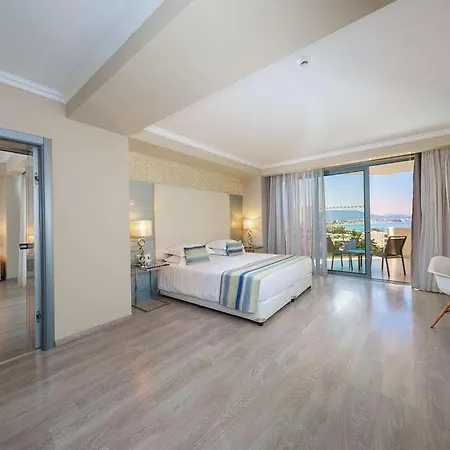 Готель Atrium Platinum Luxury And